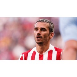 Atlético de Madridin virallinen tili julkaisi useita twiittejä Antoine Griezmannista kuuden tunnin sisällä
